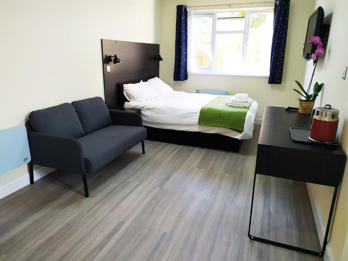 The Yew Studio - Self Contained One Bed Studio Flat With Parking Оксфорд Экстерьер фото